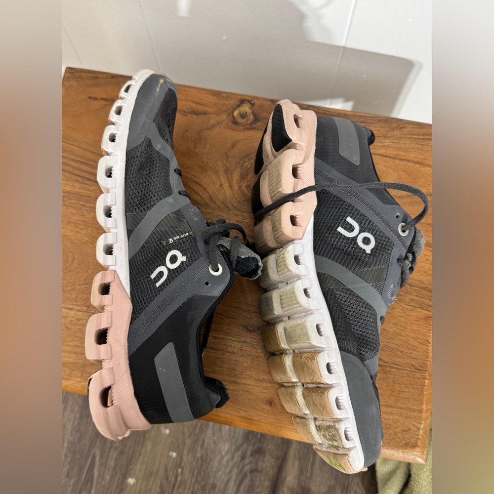 On Women's Cloudflow Active Running Sneakers - Picture 4 of 9